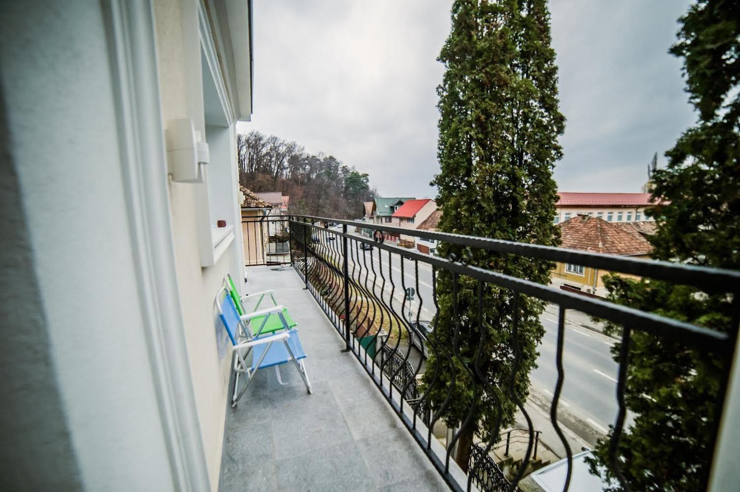 Prestige Aparthotel Braşov Exterior foto